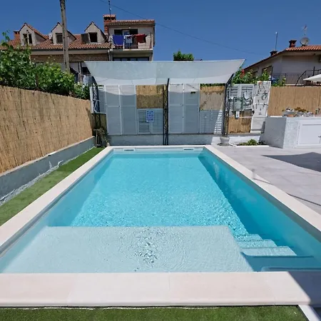 Haus In Mit Privatem Pool By Interhome * 普拉