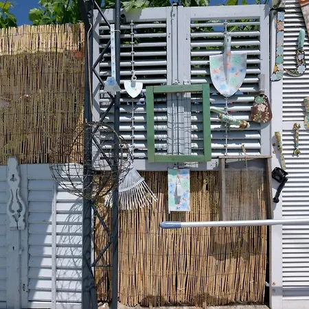 Haus In Pula Mit Privatem Pool By Interhome Сasa de vacaciones