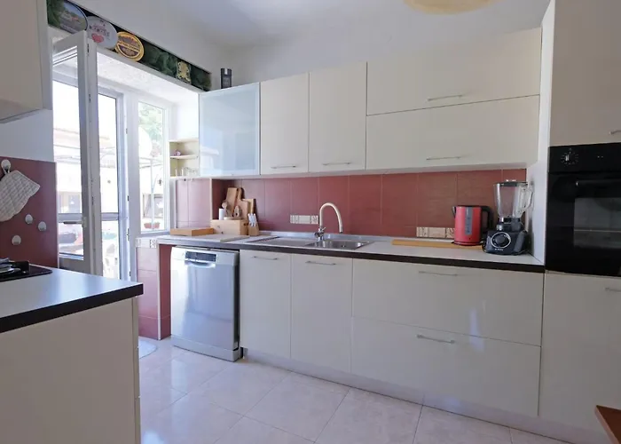 Сasa de vacaciones Haus In Pula Mit Privatem Pool By Interhome