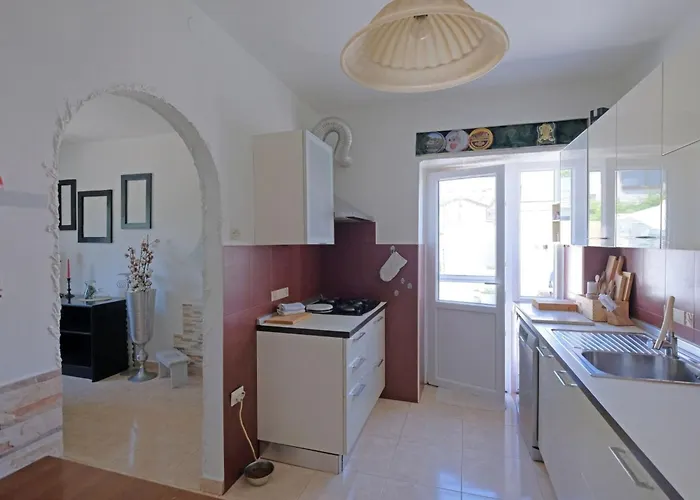 Haus In Pula Mit Privatem Pool By Interhome Pula