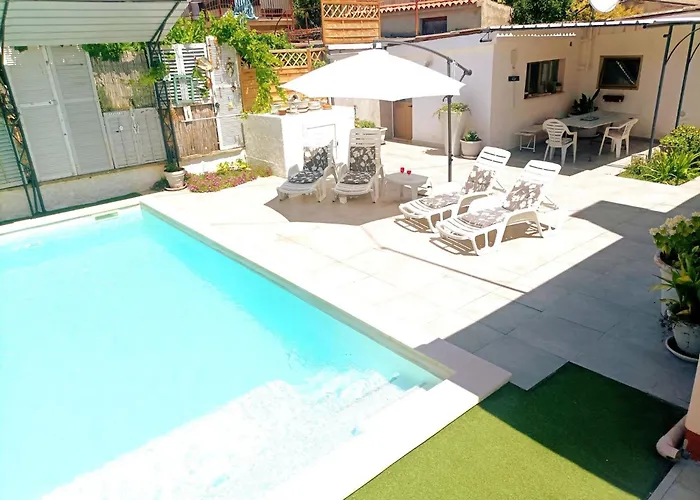 度假居 Haus In Mit Privatem Pool By Interhome 普拉