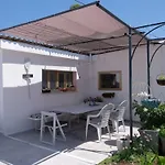 Haus In Mit Privatem Pool By Interhome * Pula