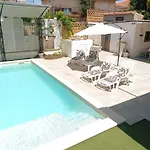 Haus In Mit Privatem Pool By Interhome *