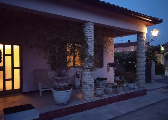 Haus In Mit Privatem Pool By Interhome Vakantiehuis