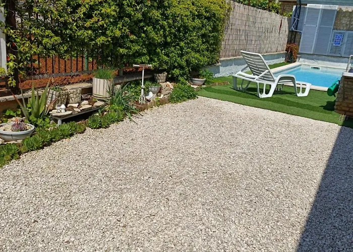 Haus In Mit Privatem Pool By Interhome Vakantiehuis *